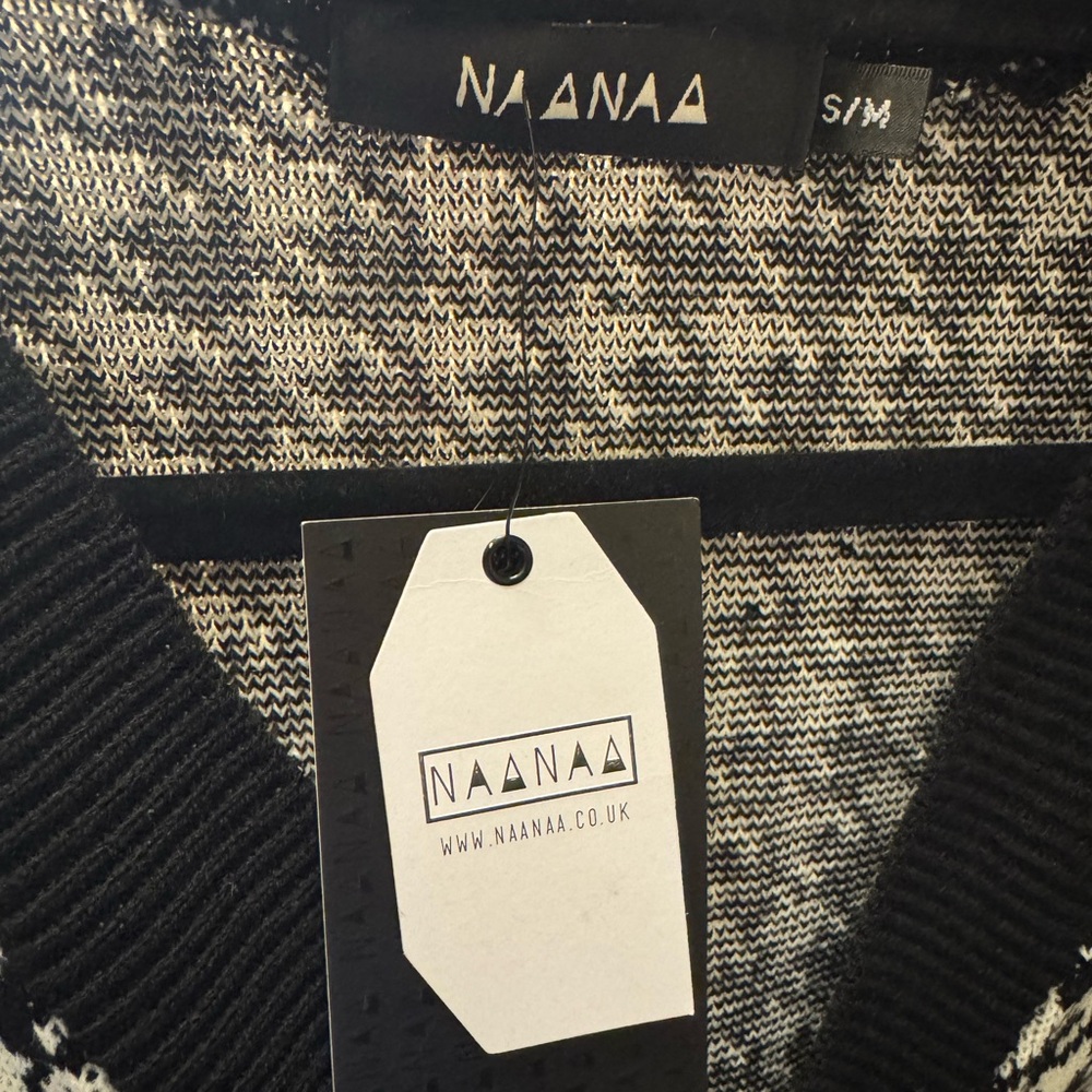 NAANAA Black and White Sweater